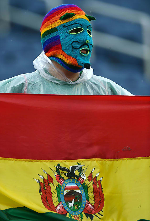 Bolivia-fan-GettyImages-538426108.jpg
